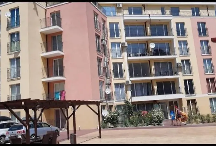 Spokojne W Bulgarii Διαμέρισμα Σάνι Μπιτς